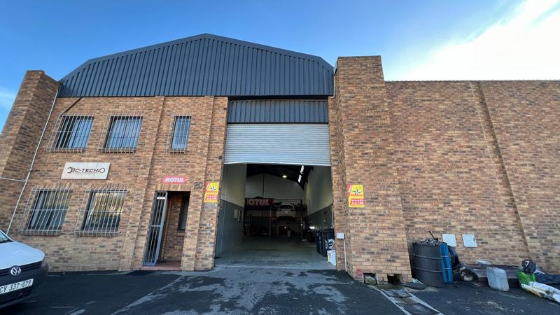 To Let commercial Property for Rent in Montague Gardens Western Cape